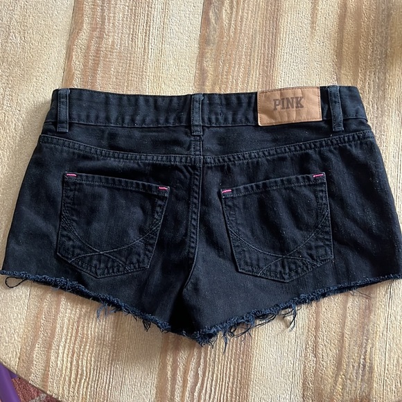 Victoria secrets PINK cutoff jean short size 2 - Picture 2 of 5